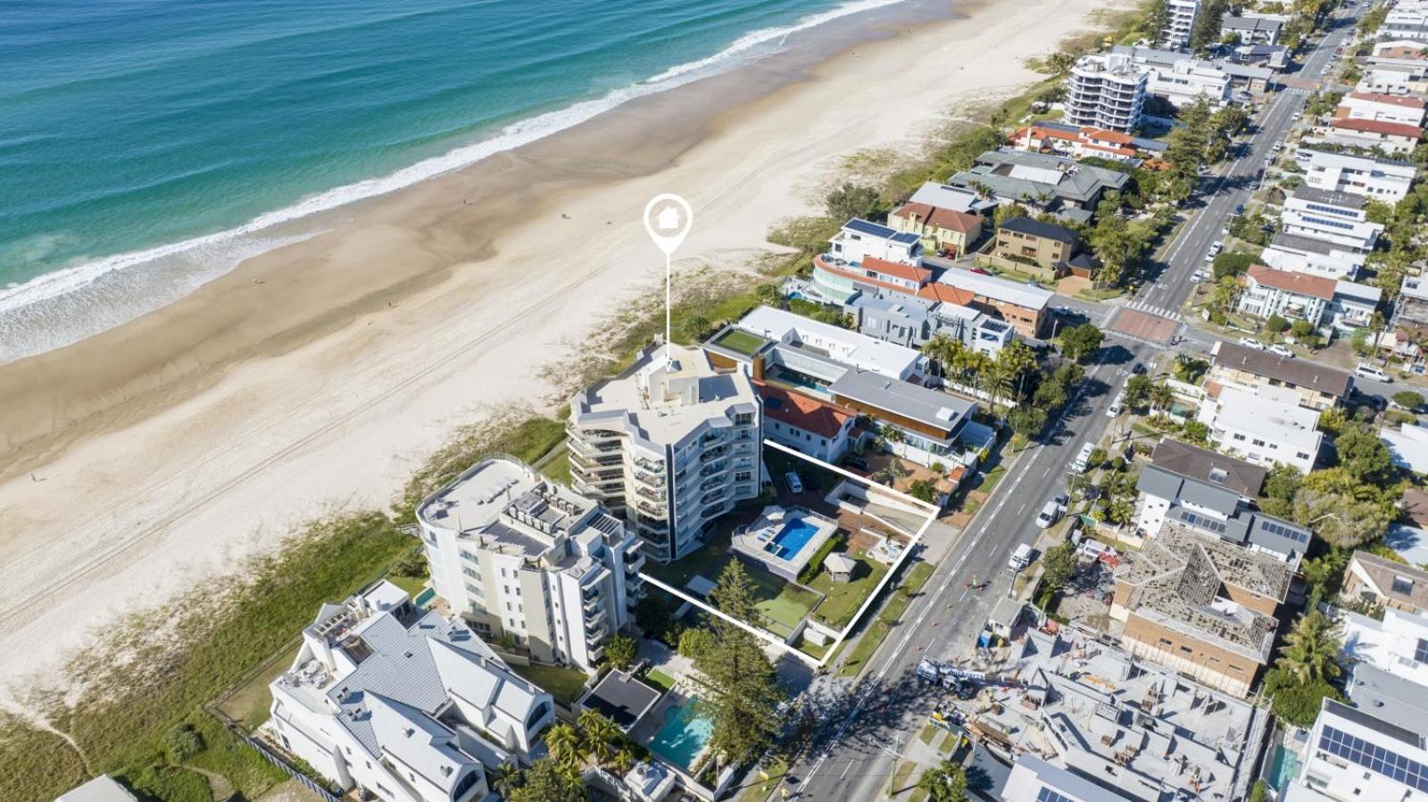 Foreshore Beachfront Apartments Гоулд Коуст Екстериор снимка