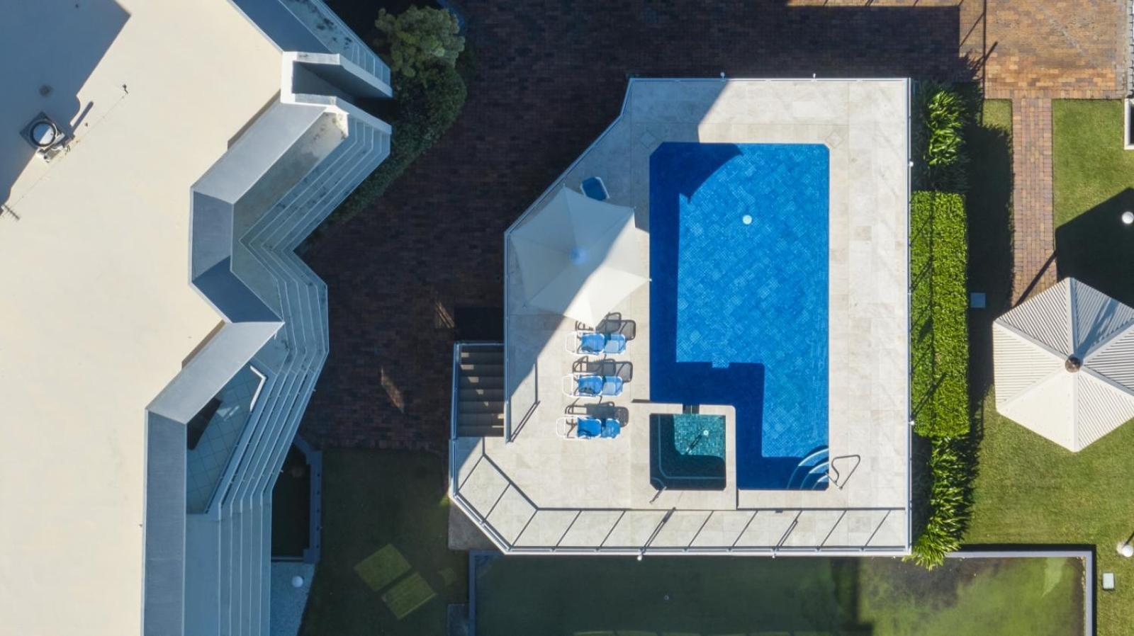 Foreshore Beachfront Apartments Гоулд Коуст Екстериор снимка