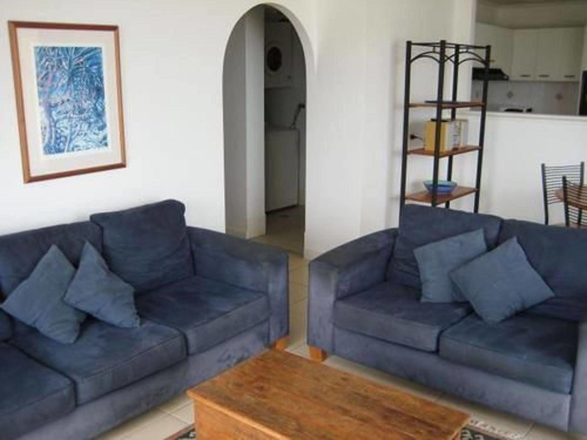 Foreshore Beachfront Apartments Гоулд Коуст Екстериор снимка