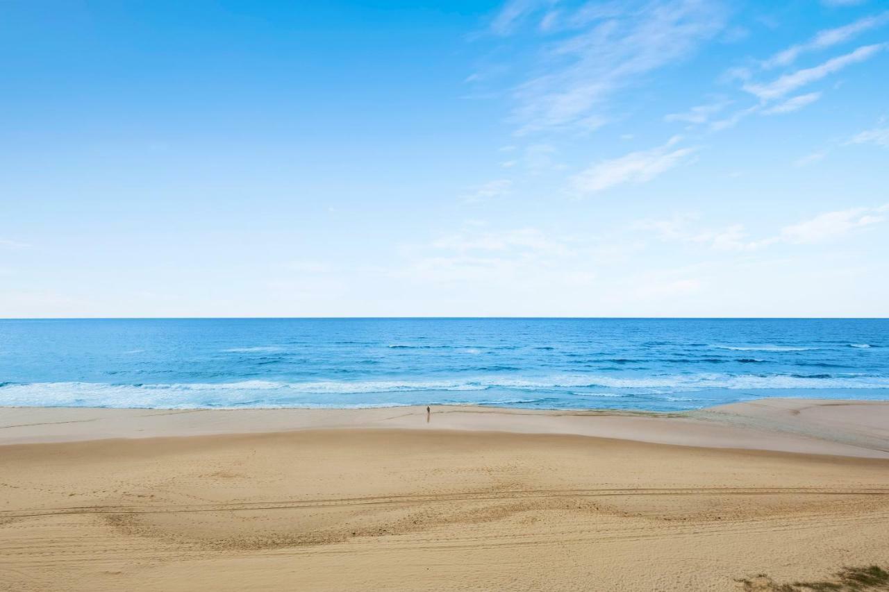 Foreshore Beachfront Apartments Гоулд Коуст Екстериор снимка