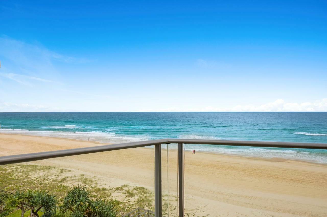Foreshore Beachfront Apartments Гоулд Коуст Екстериор снимка